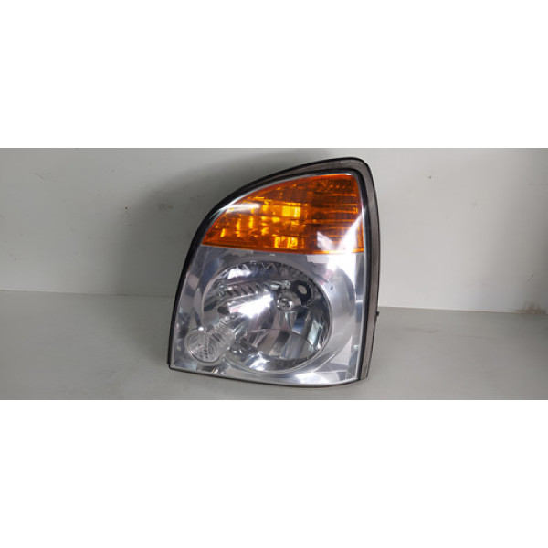 Farol Esquerdo Hyundai Hr Cromado Com Detalhe Original Lj Esquerdo