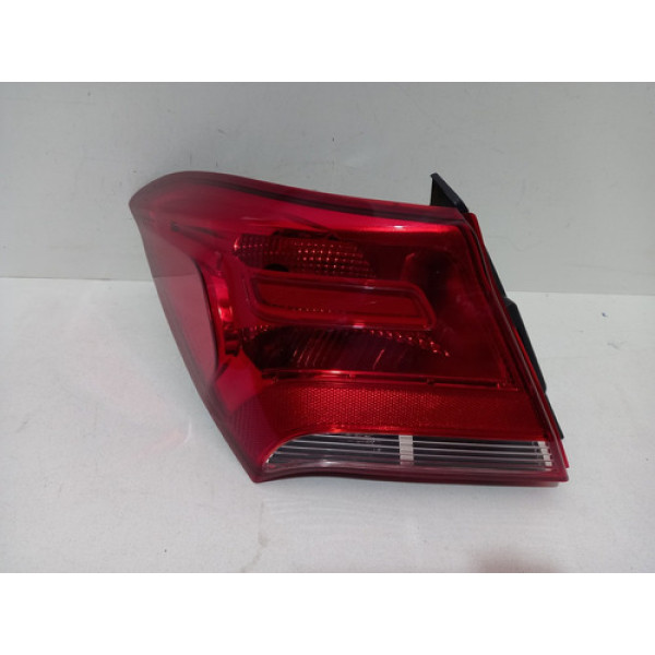 Lanterna Traseira Esquerda Prisma Fumê 2017 2018 2019 Lj