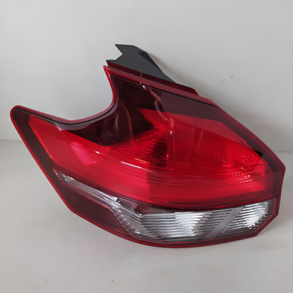 Lanterna Traseira Direita Kicks 2017 2018 2019 Original Gp