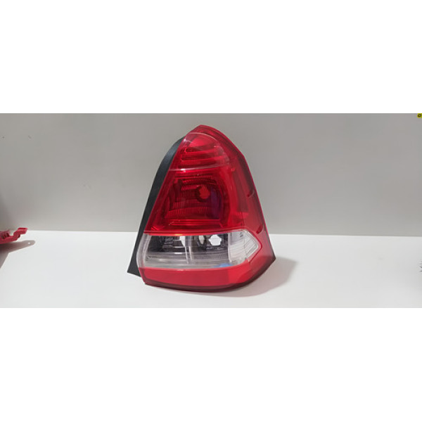 Lanterna Traseira Direita Etios Sedan 2013 2014 A 2017 Gp Direito